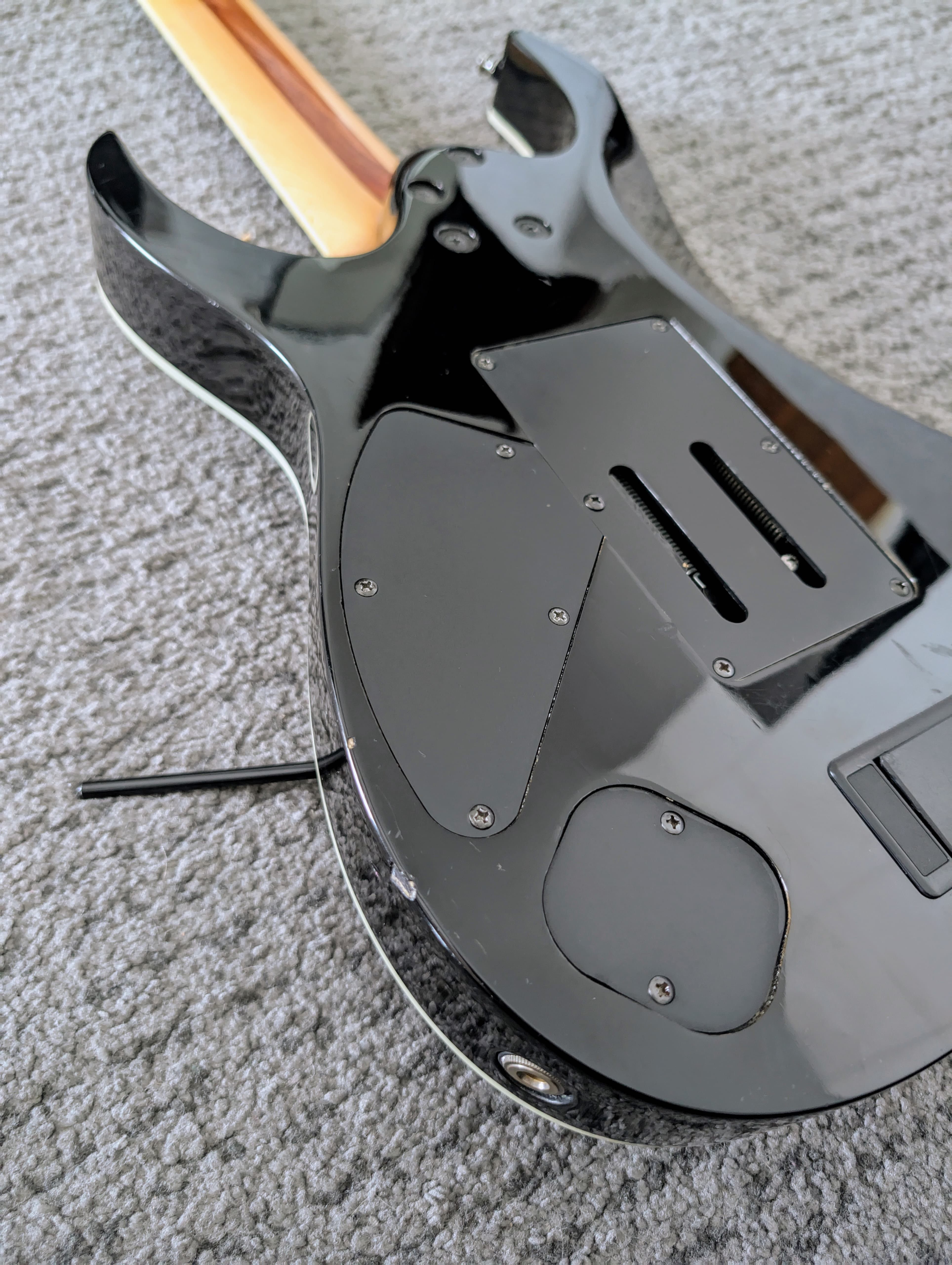 Gitara elektryczna 7 strunowa IBANEZ RGIR27E-BK
