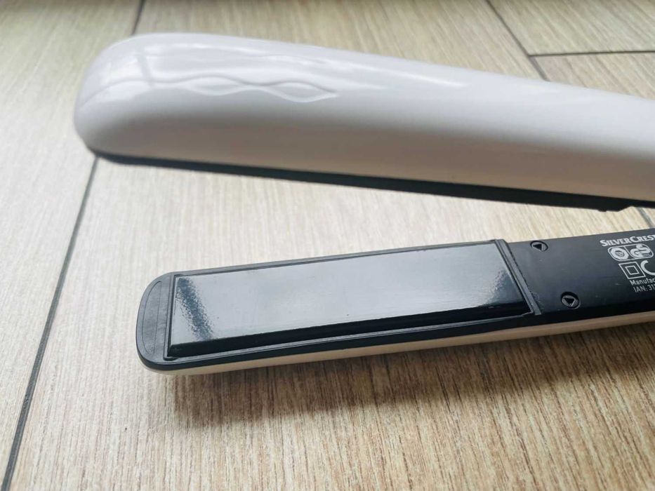 Prostownica do włosów SilverCrest – elegancka i skuteczna!