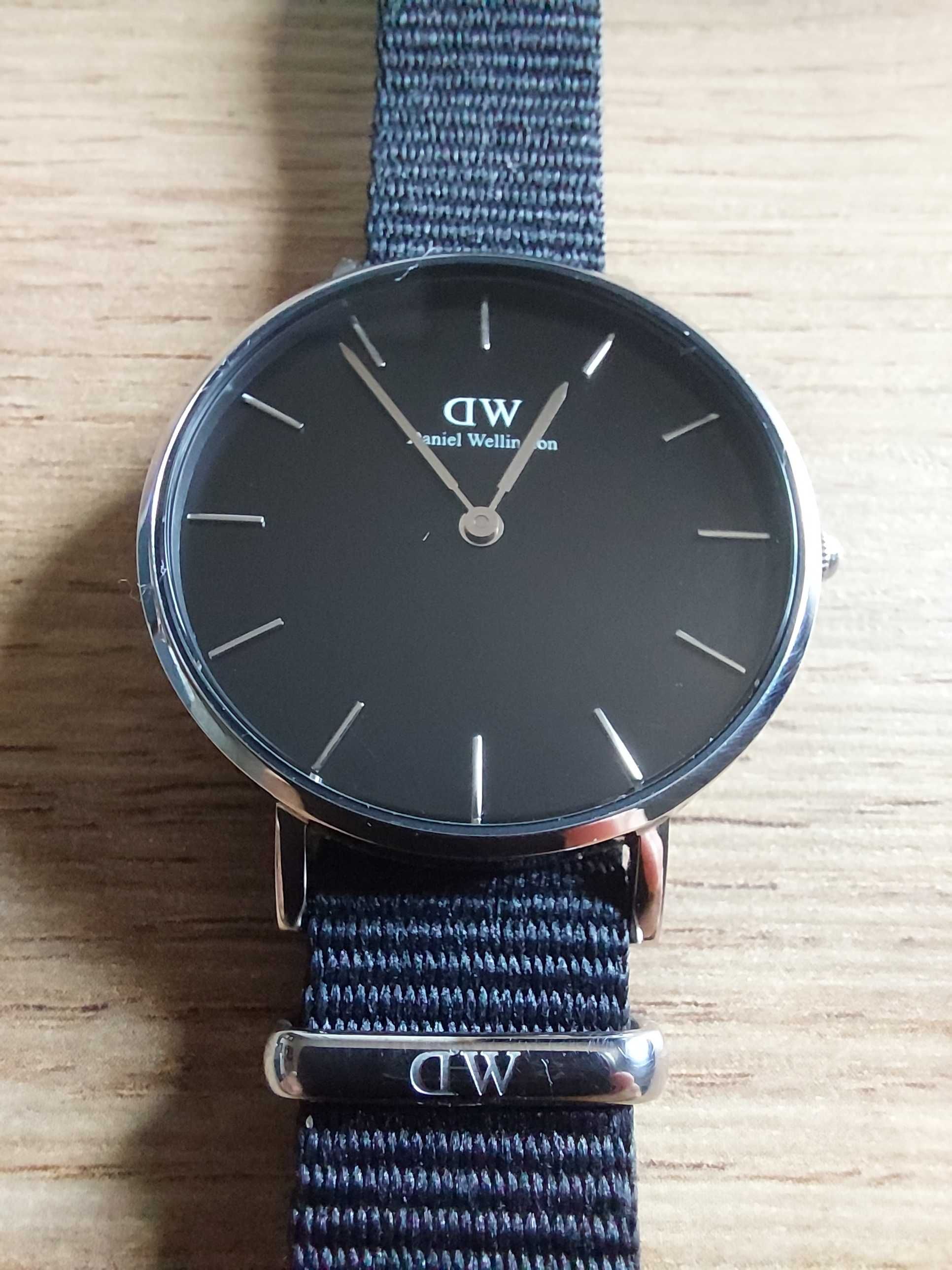Zegarek Daniel Wellington - PETITE CORNWALL 32MM