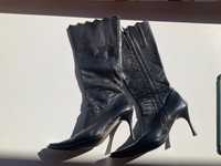 Vintage Leather High-heel Boots - Black High-heel Boots