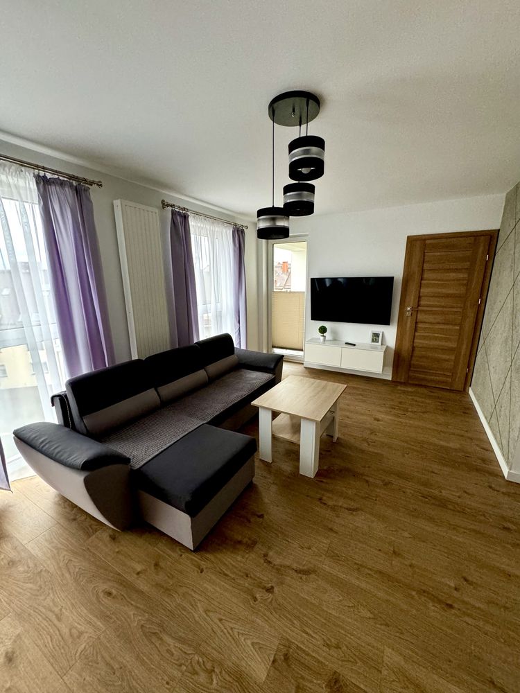 Nowoczesny Apartament Jurajska Plaza z osobną sypialnią PARKING GRATIS