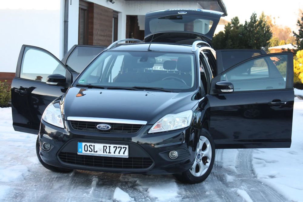 Ford Focus MK2 LIFT Kombi 1.6 Benzyna Klima Alufelgi Radio SONY 2010r OPŁACONY