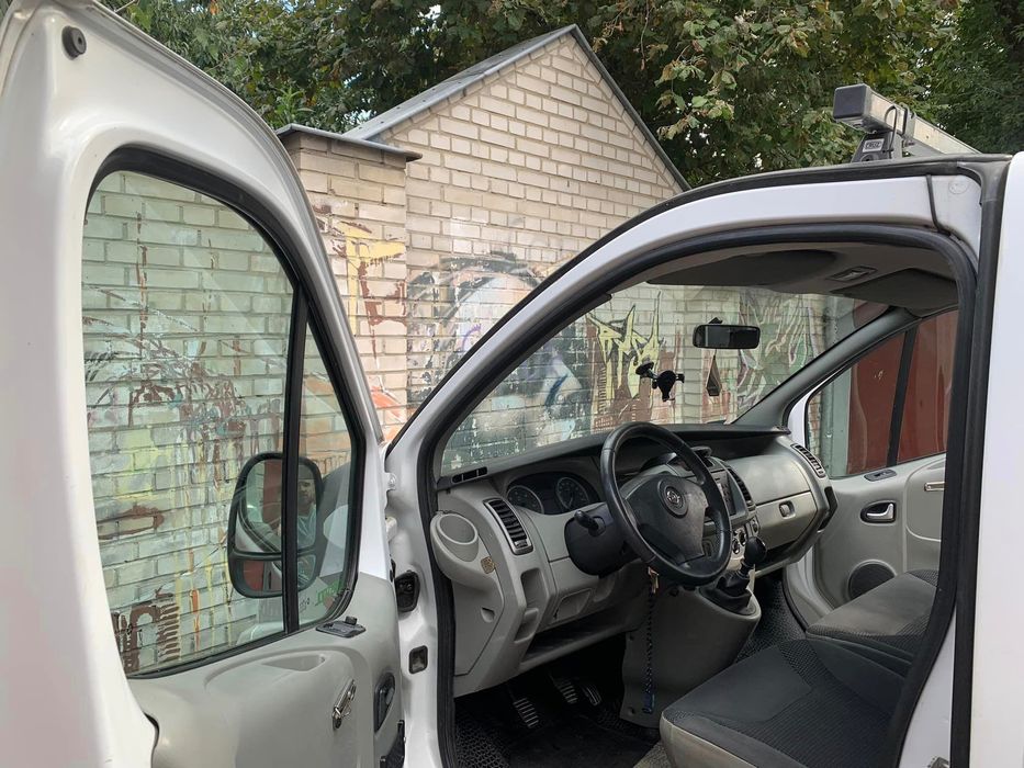 OPEL VIVARO 2008r 2.0 + klimatyzacja