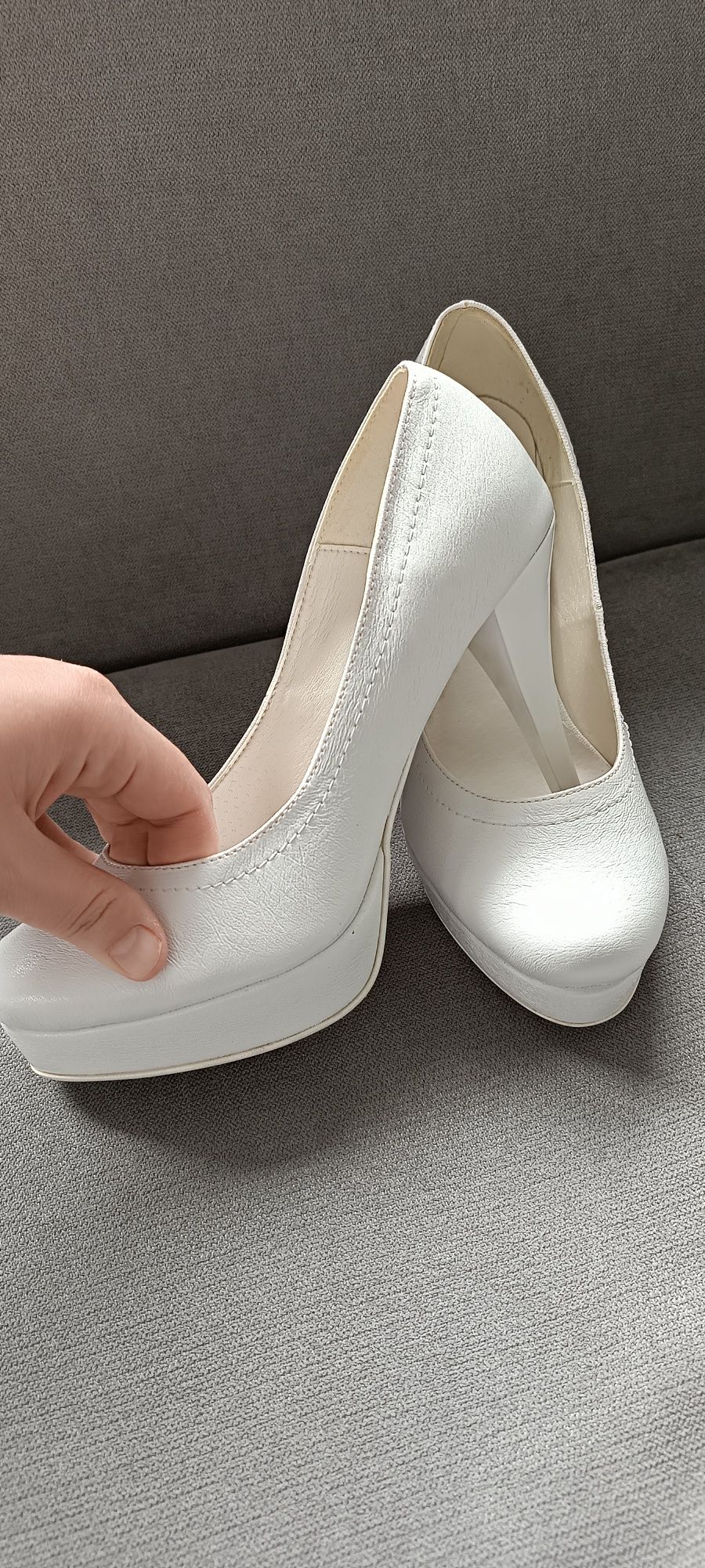 Buty ślubne na platformie Kribut 38 Nowe Okazja