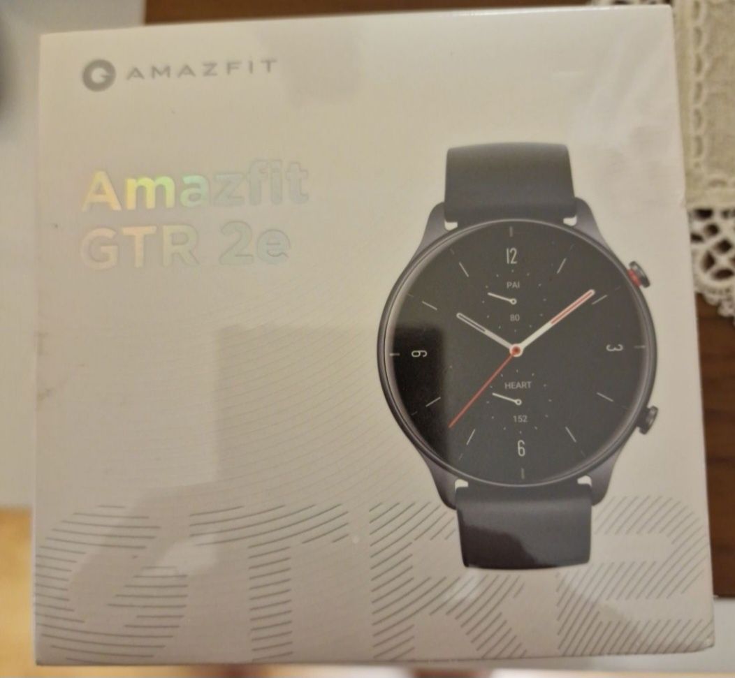 Amazfit GTR2e + xiaomi redmi watch 5 active