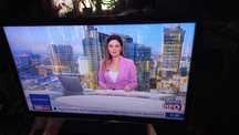 Telewizor 37 cali Samsung UE 37D5000PW z pilotem i DVB-T