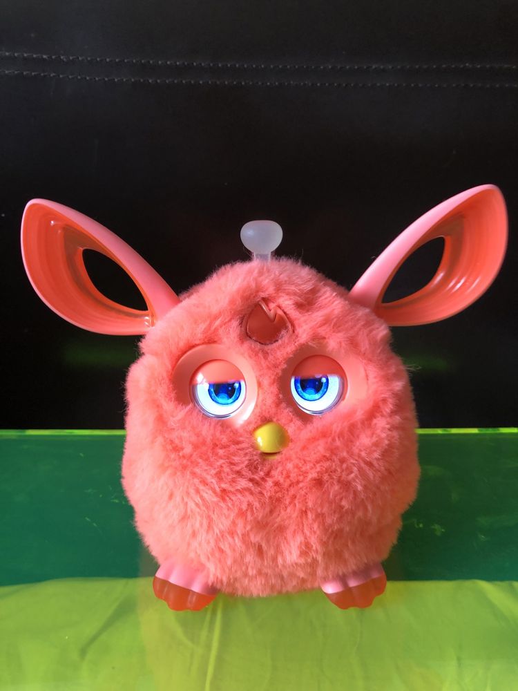 Furby Connect z maską  koralowy