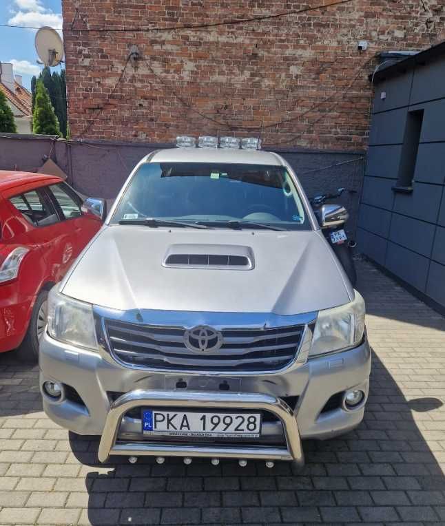 Разборка Toyota Hilux фари дзеркала двері крила