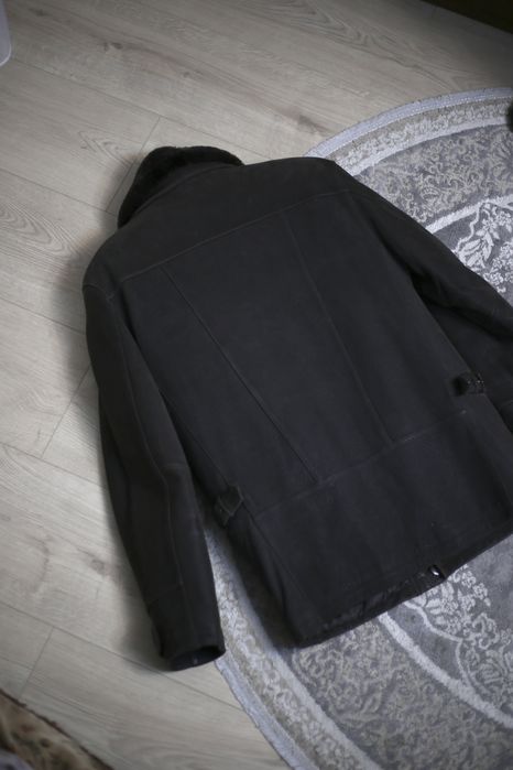 Шкіряна зимова куртка чоловіча