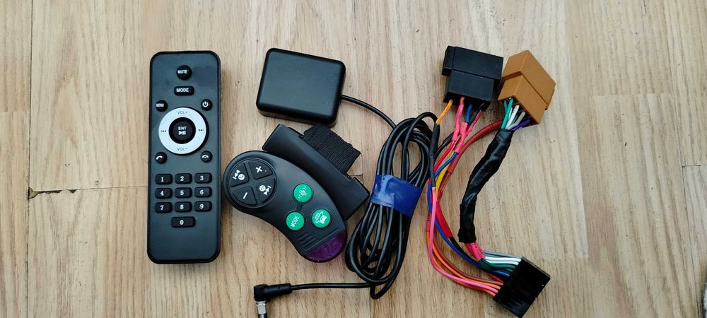 Продам автомагнитолу Pioneer 7150G GPS 1DIN с Bluetooth .