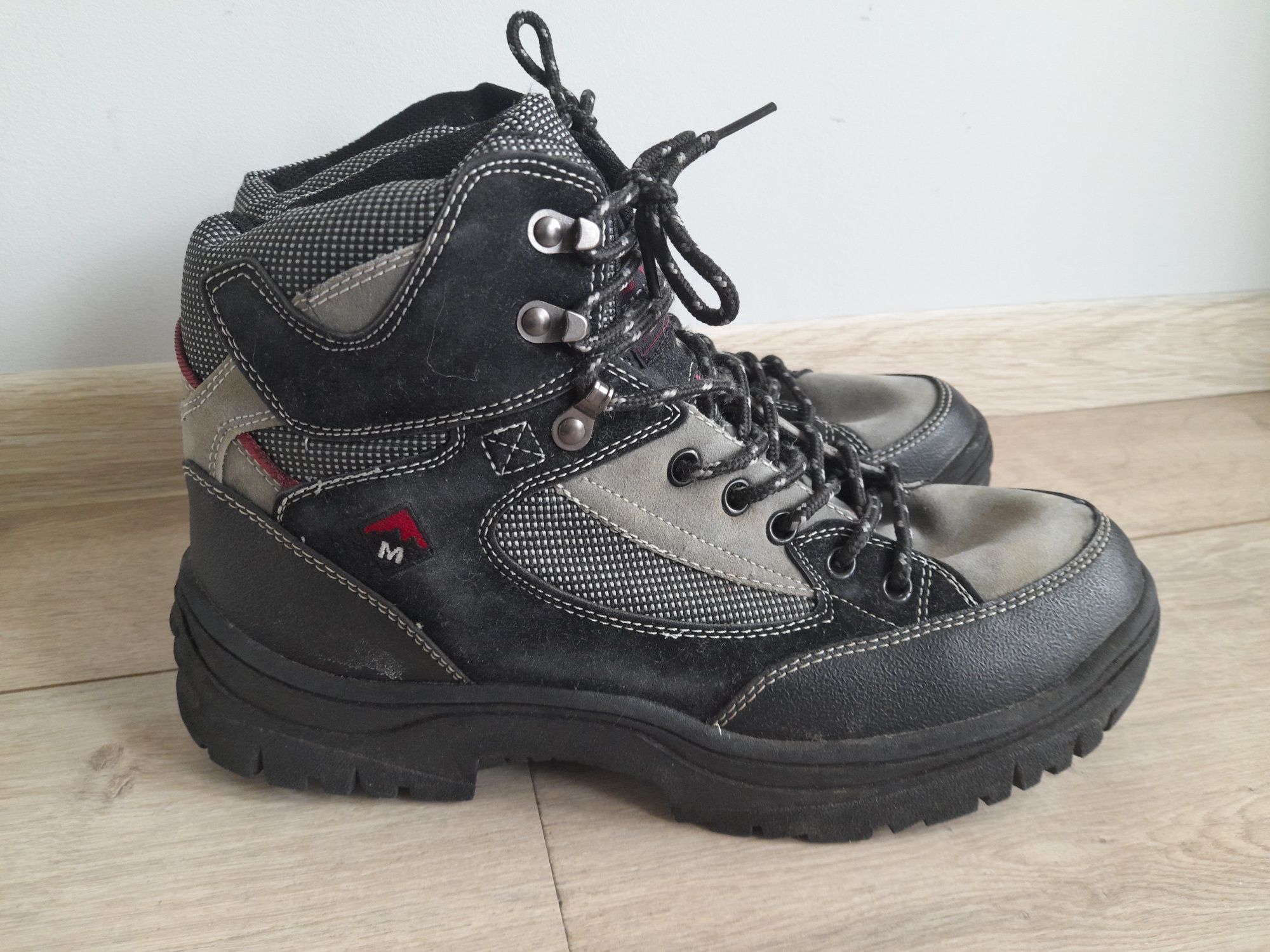 Mounty outdoor wear buty trapery rozmiar 44