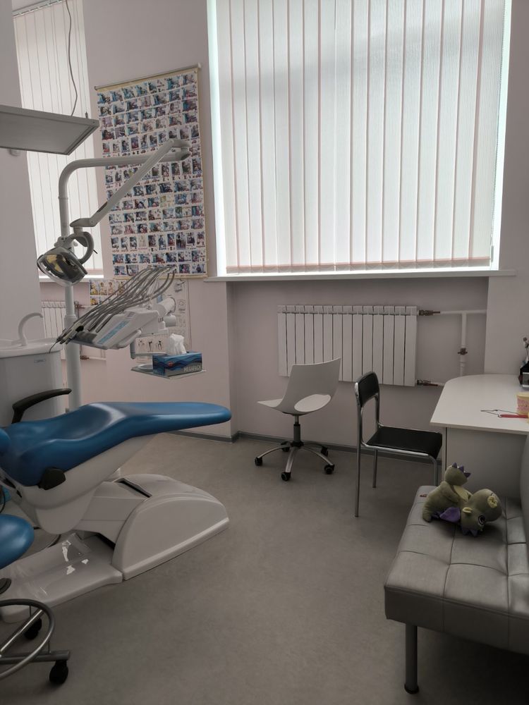 Оренда готової стоматології, 120 м2, метро Звіринецька
