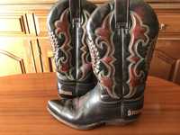 Botas Sendra castanhas bordadas