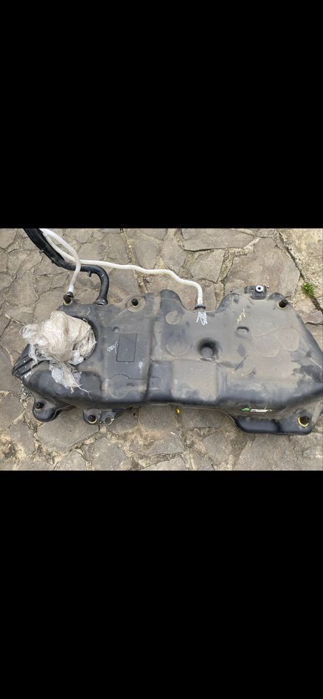 Бензобак топливний бак Ауді ку5 Q5 80A 201 021 BT 80А 201 01 Audi