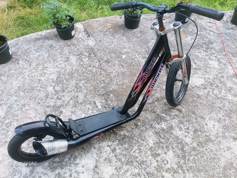 Hulajnoga dla dziecka.