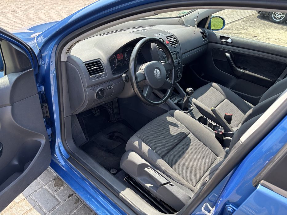 Продам volkswagen golf 5