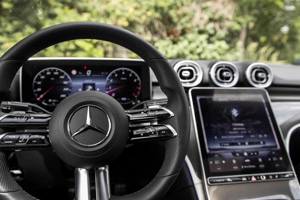 Wynajem Mercedes C Klasa AMG, bogate wyposażenie