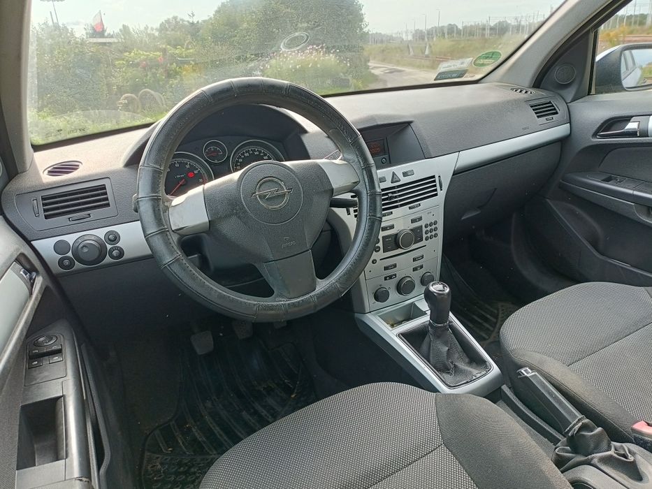 Opel Astra 1.4 Benzyna 2009r Klimatyzacja Aktualne Opłaty