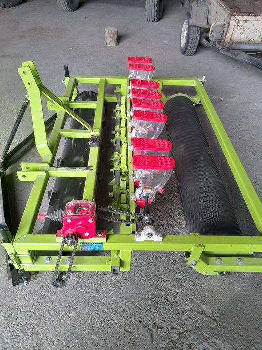 Сівалка овочева СО 12