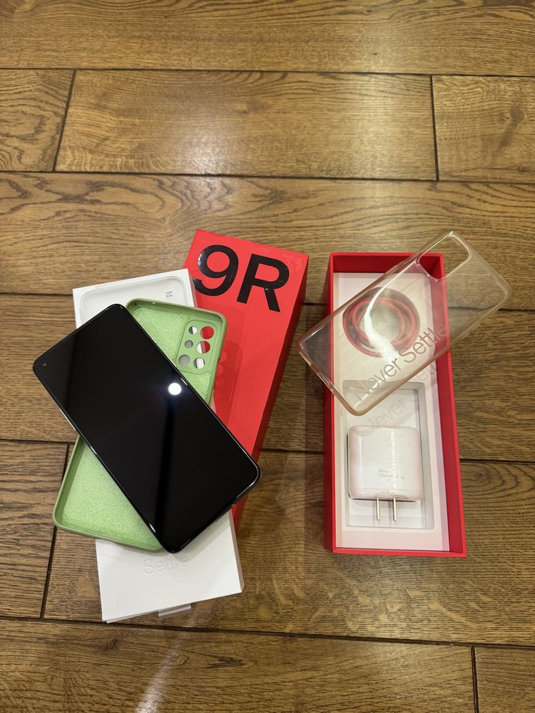 OnePlus 9r 12/256