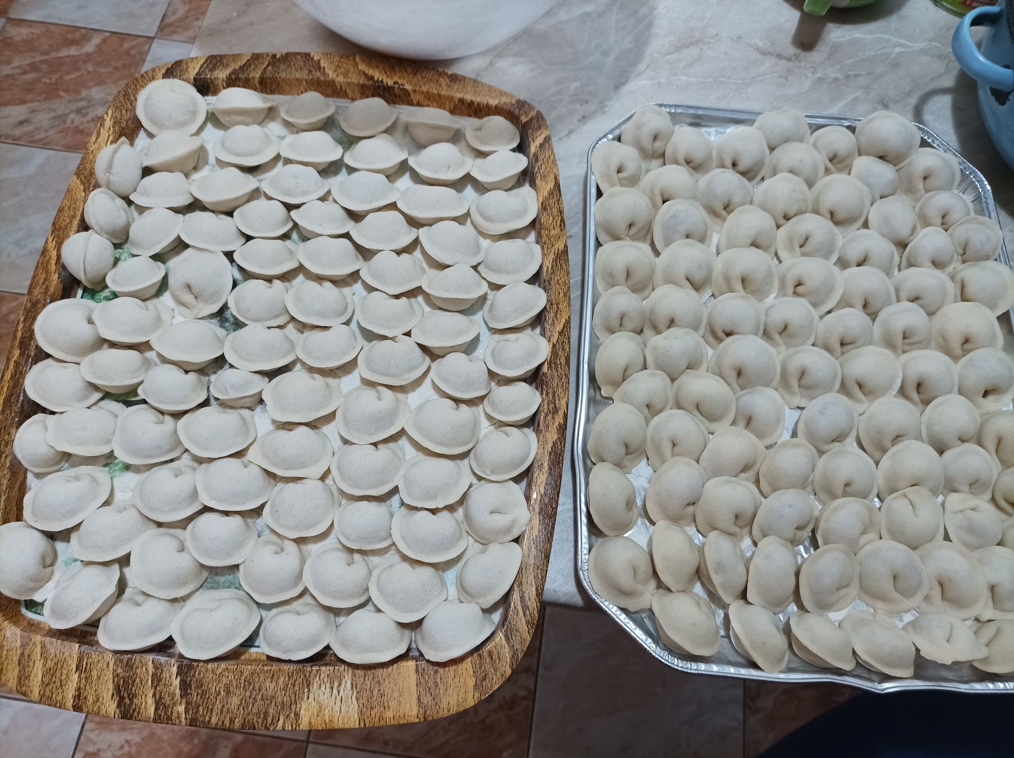 Пельмені, чебуреки, вареники, голубці, перчик з начинкою.