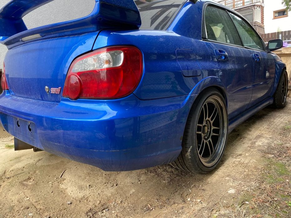 Subaru Impreza Sti 2.5t DCCD Blue Mica Blobeye