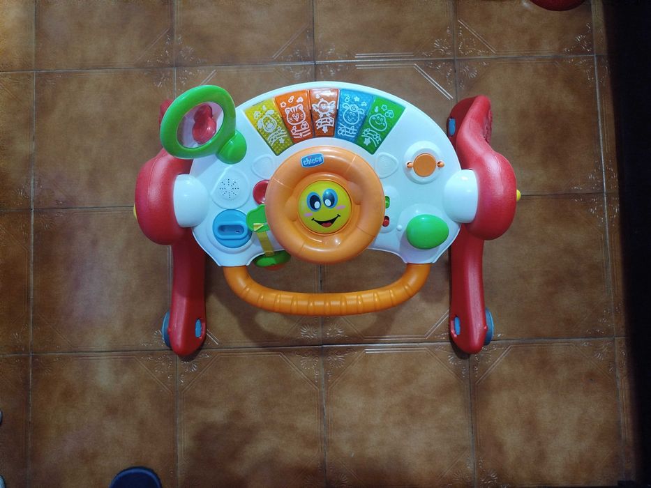 Vendo andarilho da chicco