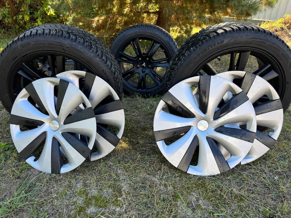 Ковпаки R19 Tesla model S