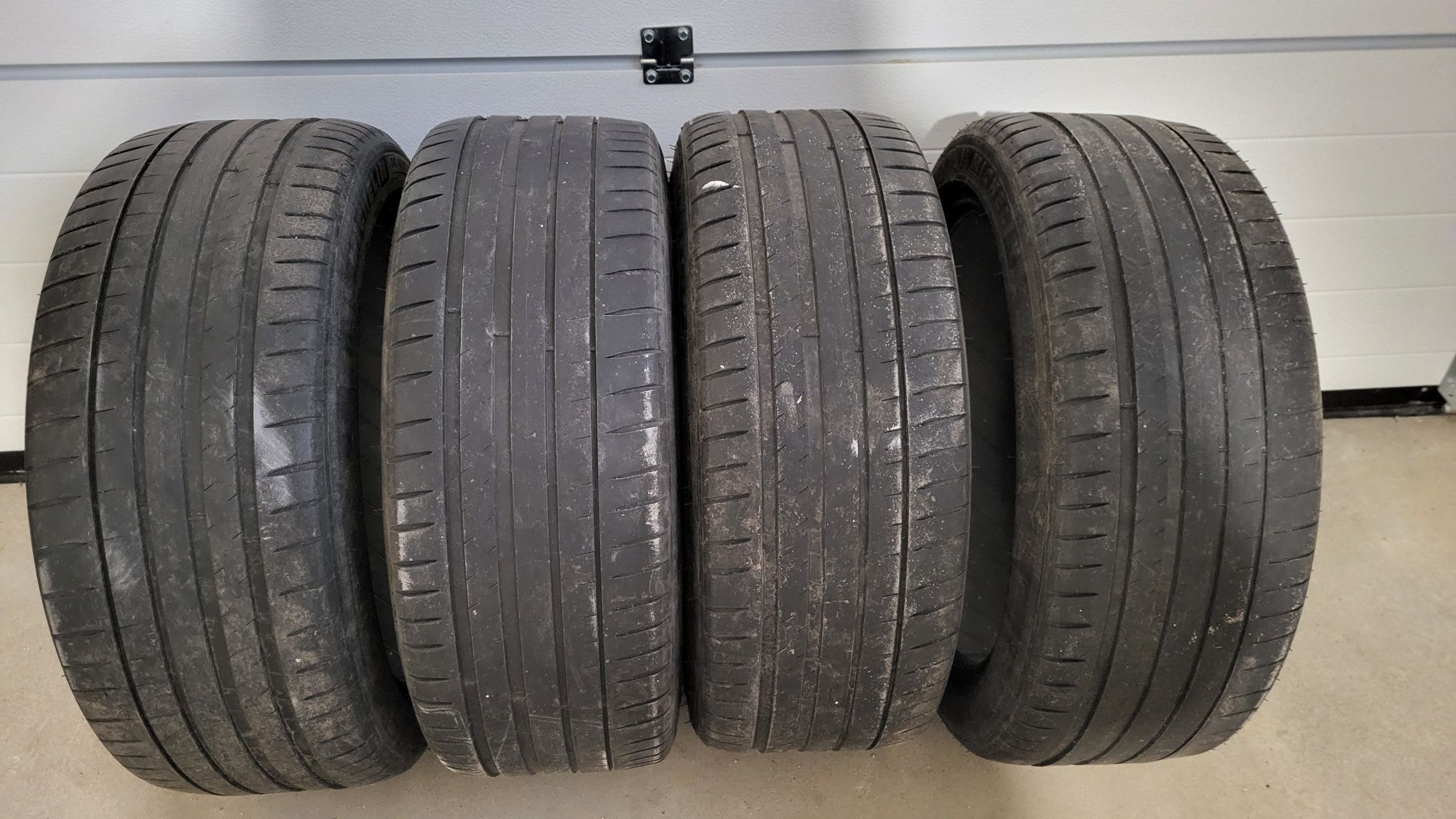 Michelin Pilot Sport 4 245/45/19 4szt.