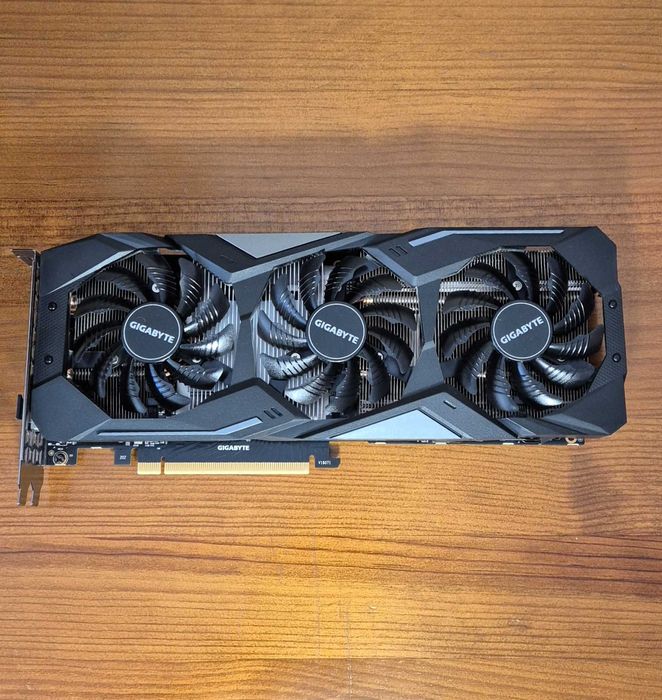 Gráfica Gigabyte RTX 2060