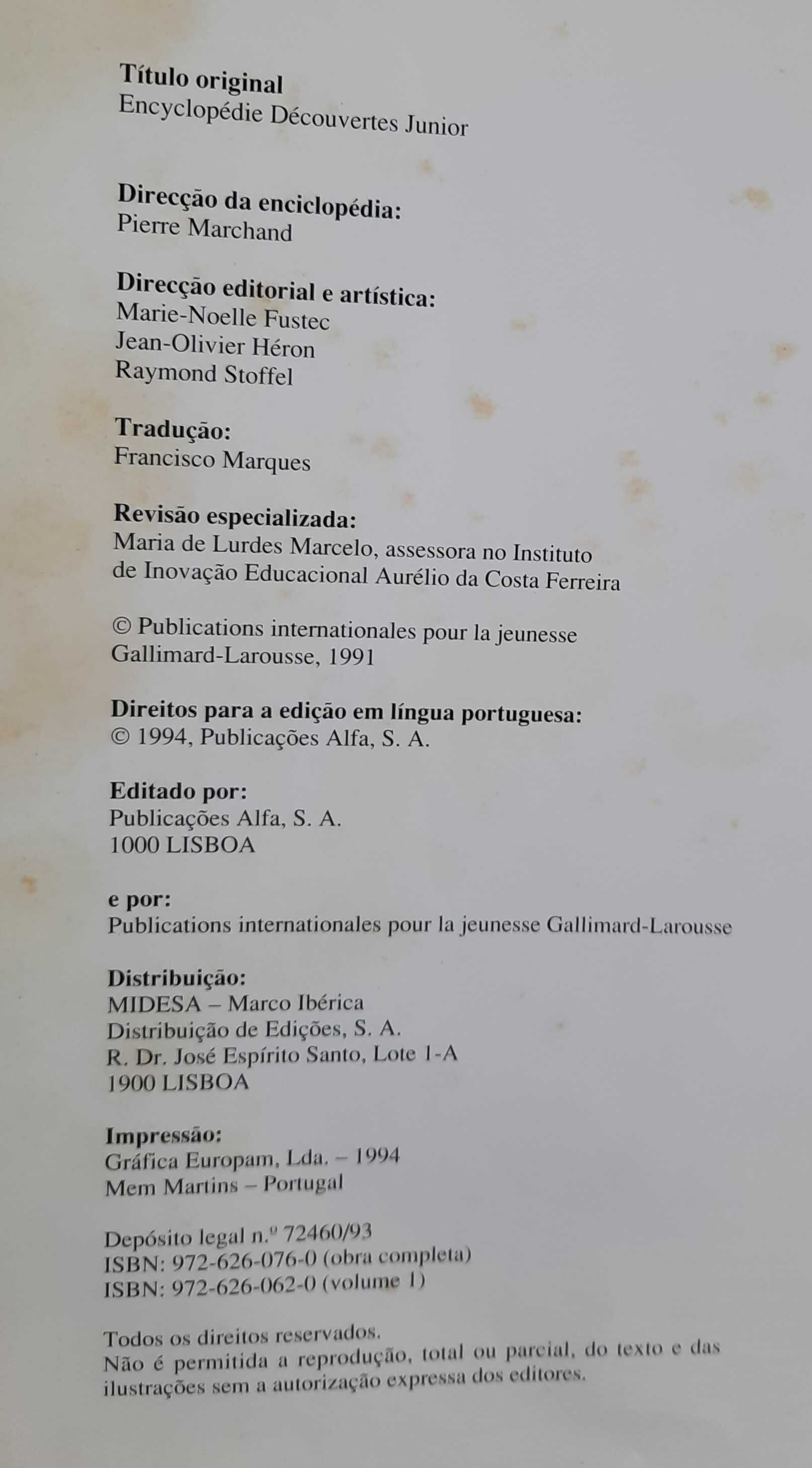 LAROUSE Enciclopédia Jovem 5 Volumes e fichas 7€