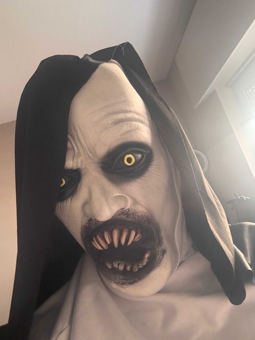 Máscara de Halloween Freira nova