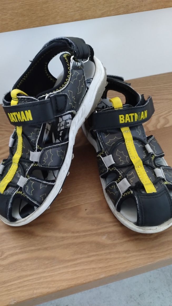 Świecące sandały 32 Batman