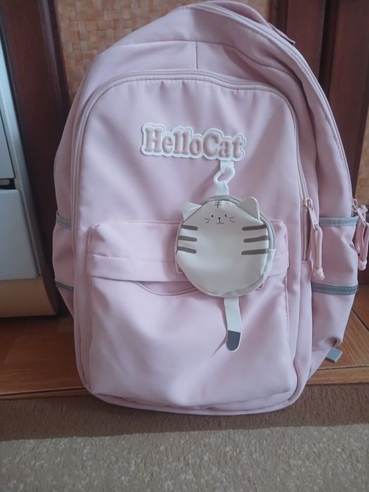 Шикарний рюкзачок практично новий