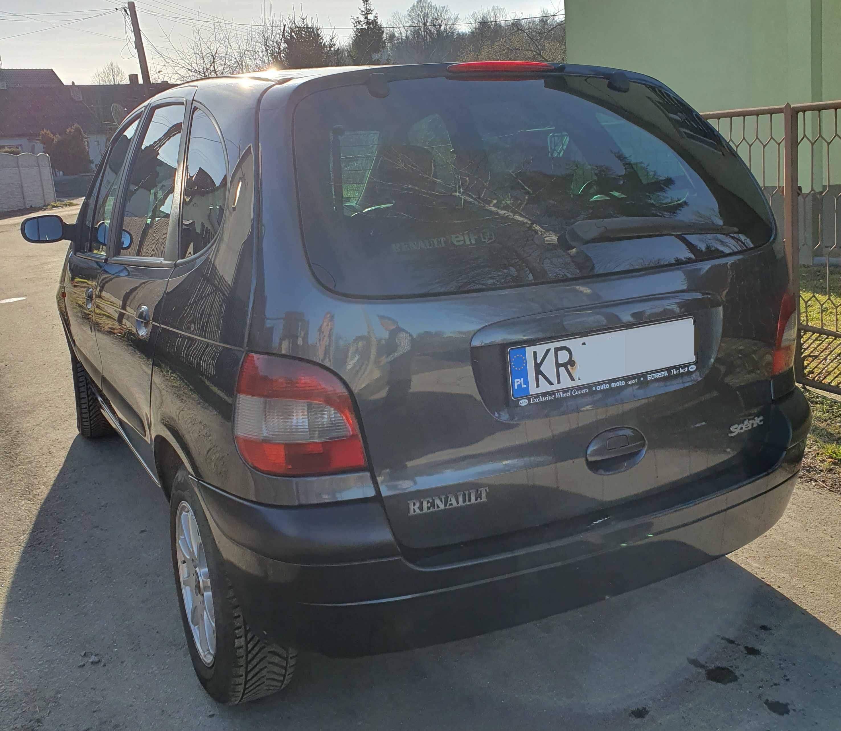 Renault Megane Scenic  dla rodziny i do przewozu większych przedmiotów