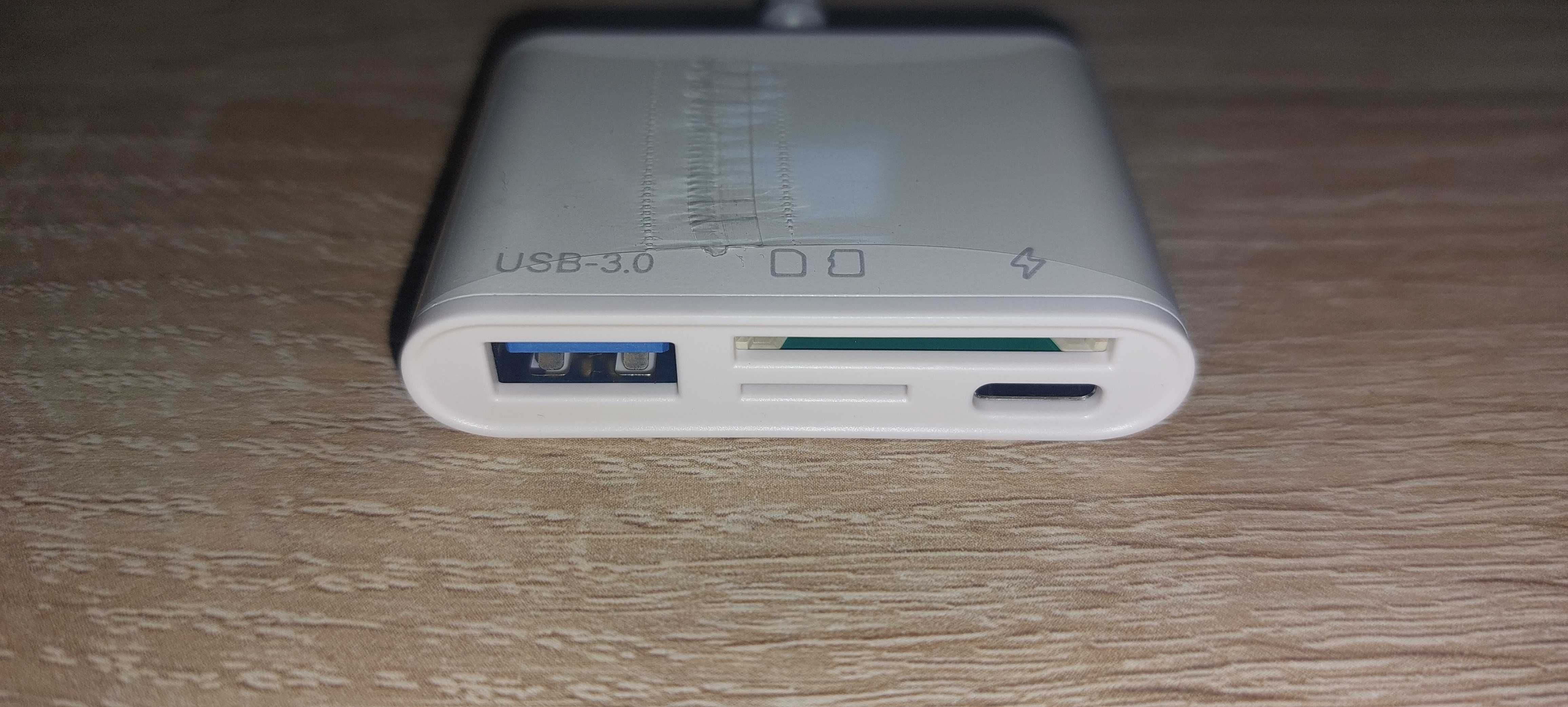 Czytnik Kart USB-C na USB 3.0/SD