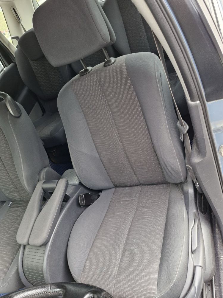 Renault Scenic 2007р 1.6 бензин