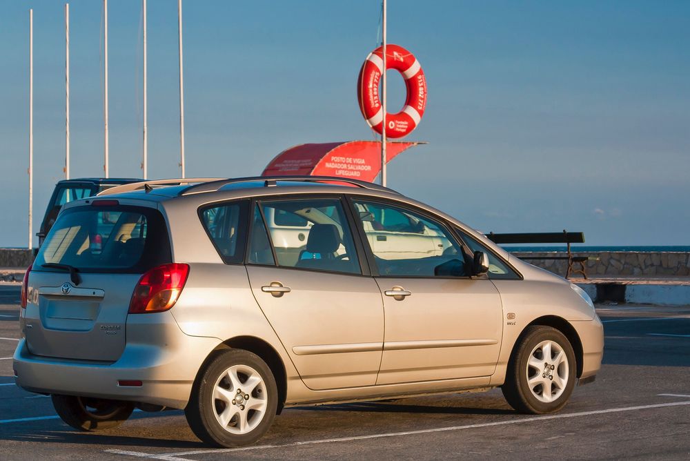 Toyota Corolla Verso 2003 - Gasolina - 170.000 km - Excelente Estado!
