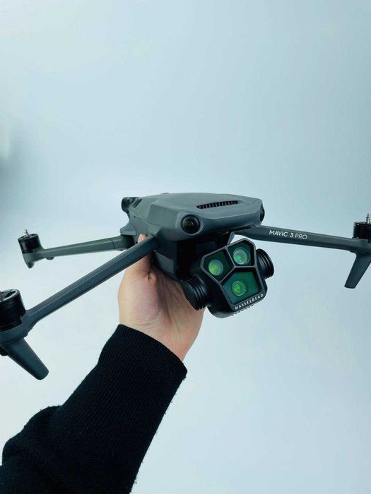 Квадрокоптер DJI Mavic 3 Pro, арт: 43409