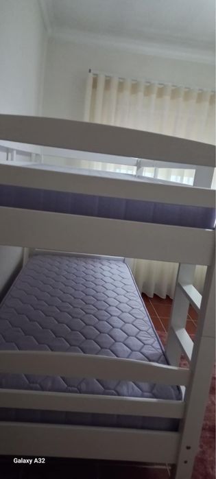 Beliche como novo e colchoes novos