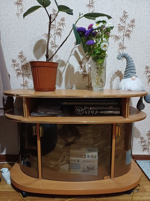 Тумба под телевизор