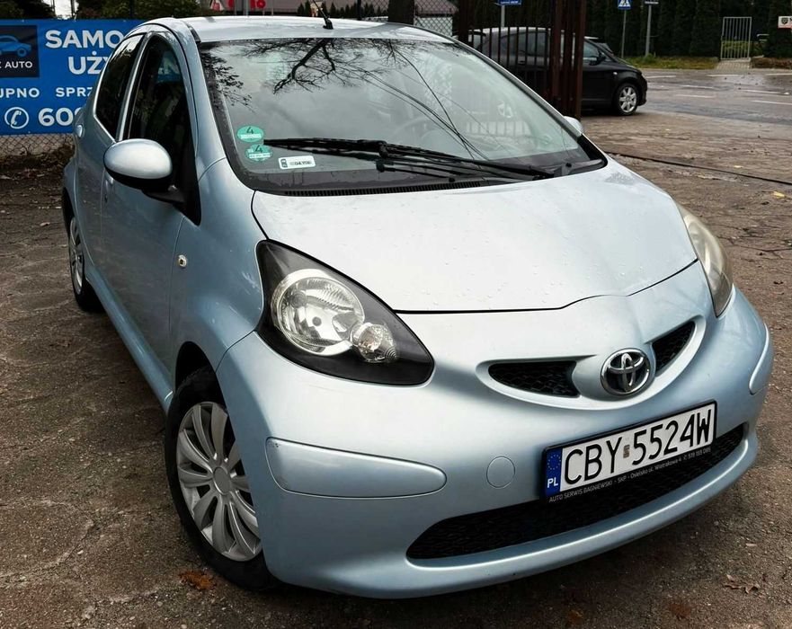 Aygo 1.0 benzyna KLIMA 5 DRZWI serwisy 100 % sprawna rozrząd łańcuch