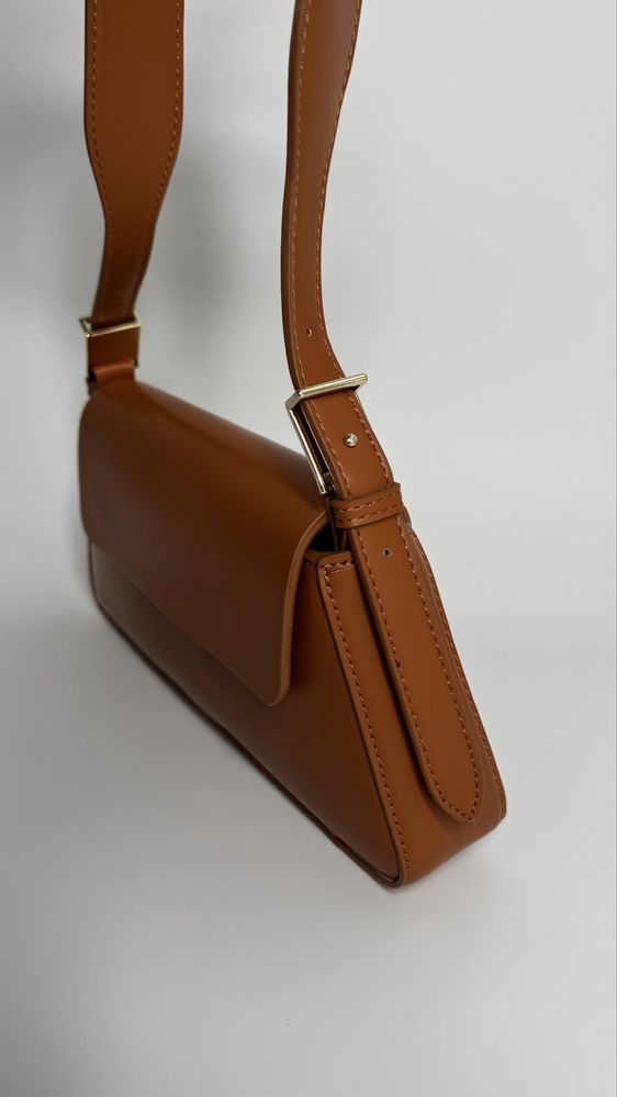 Zara сумка стан нової карамельна
