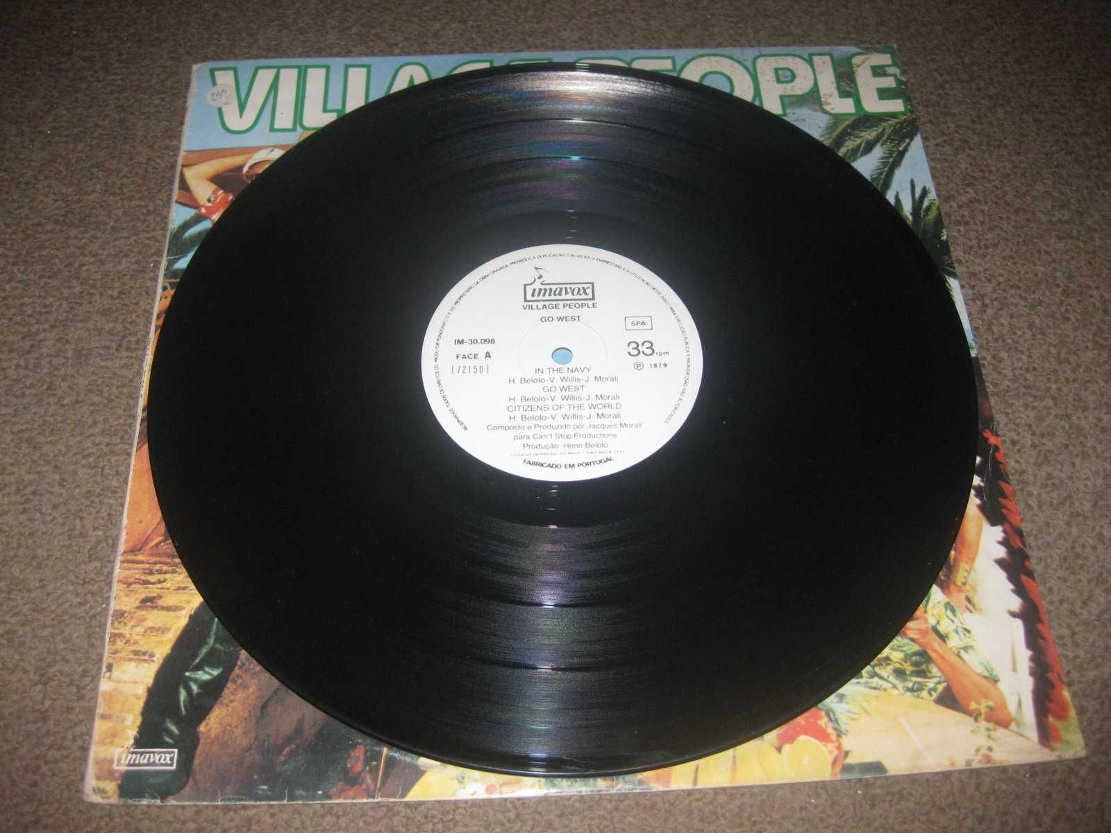 Disco em Vinil LP 33 rpm dos Village People "Go West"