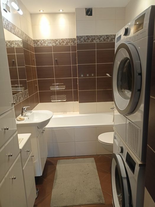 Wynajme mieszkanie 3 pokojowe + komórka ul. Litewska