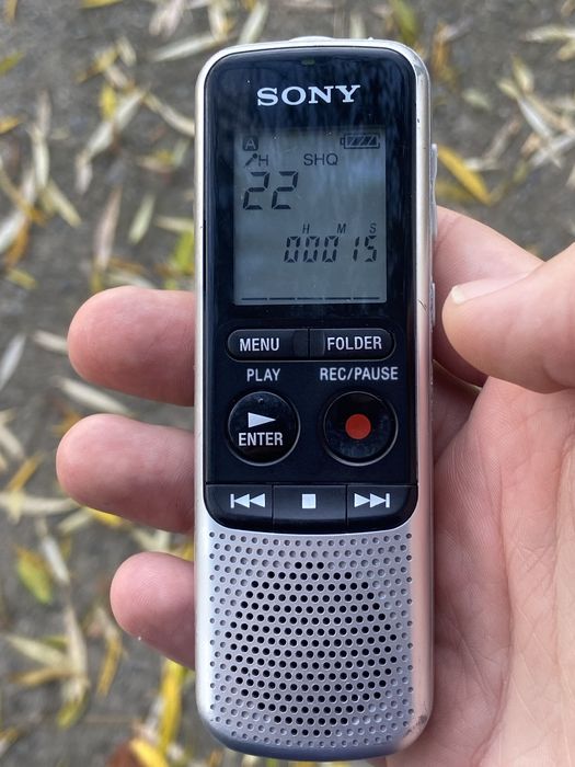 Продам диктофон Sony ICD-BX140