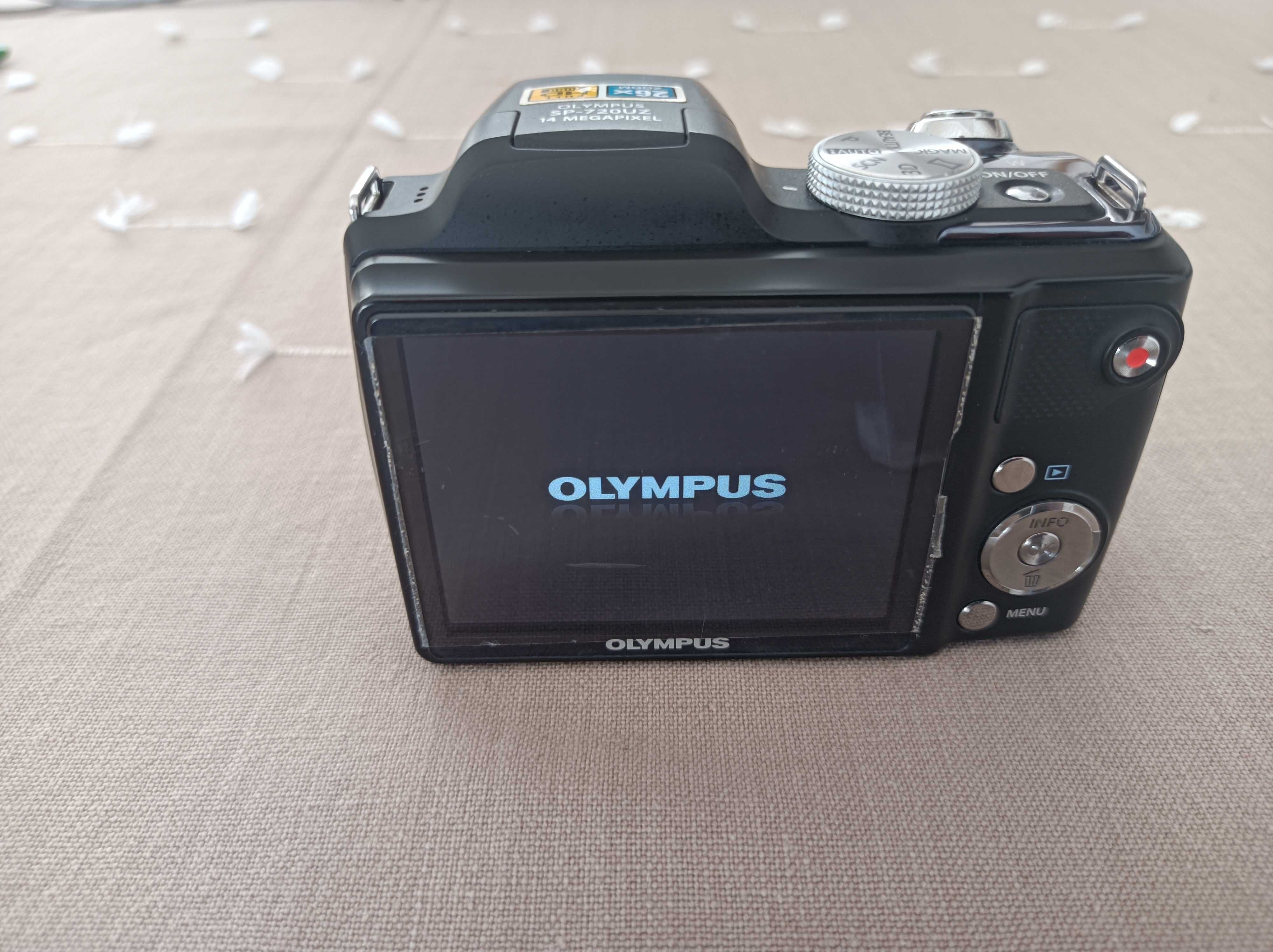 Olympus SP720-UZ