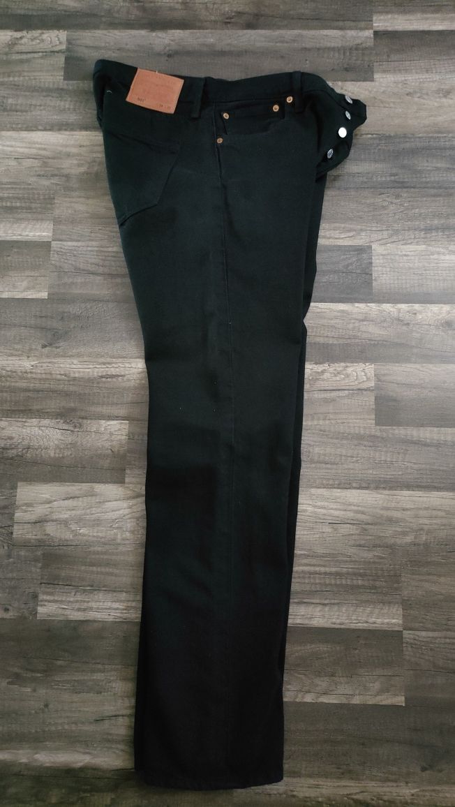 klasyczne , czarne ,nowe spodnie LEVI'S 501  34/32