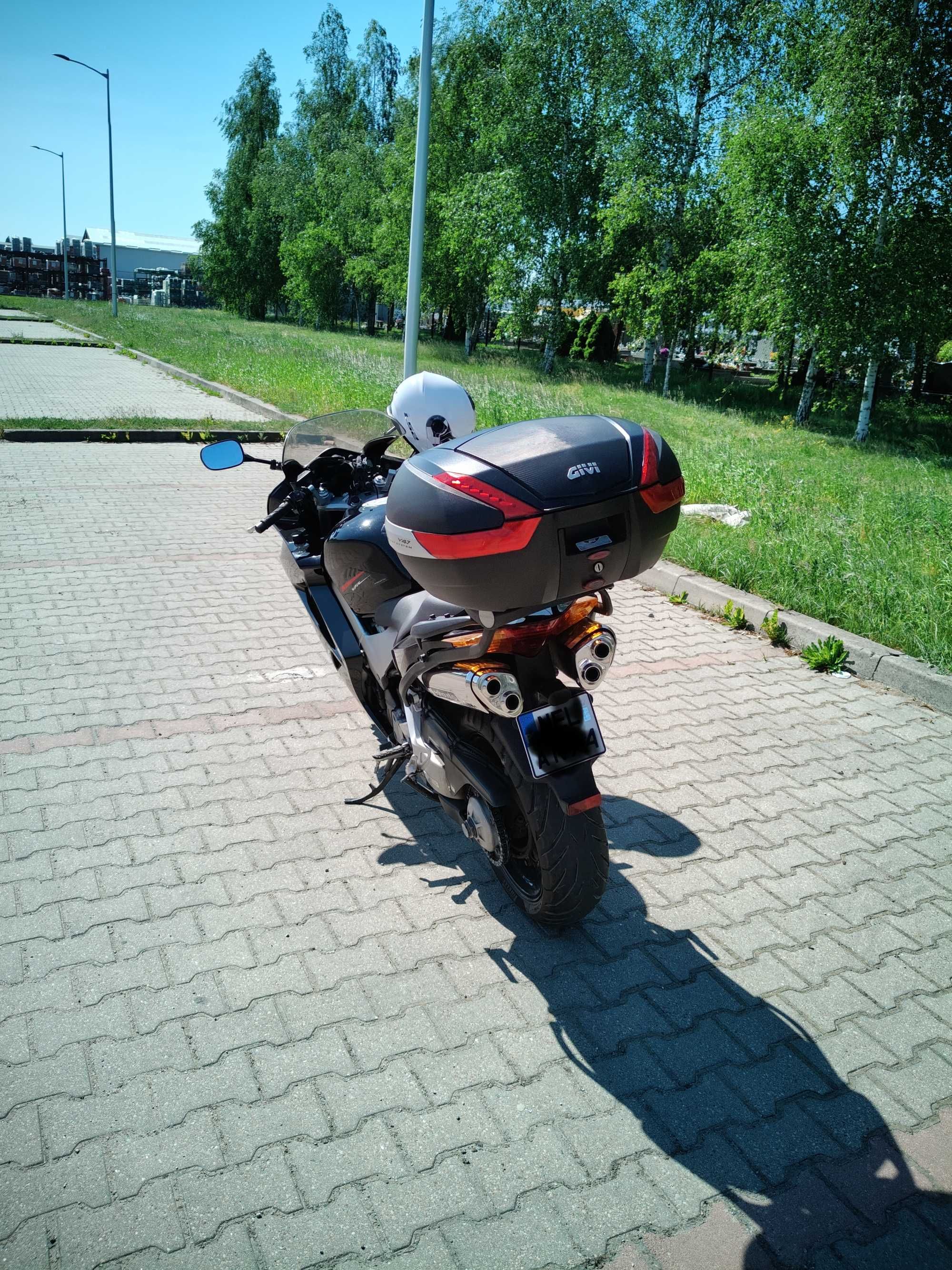 Fajna HONDA VFR 800 sprzedam lub zamienie