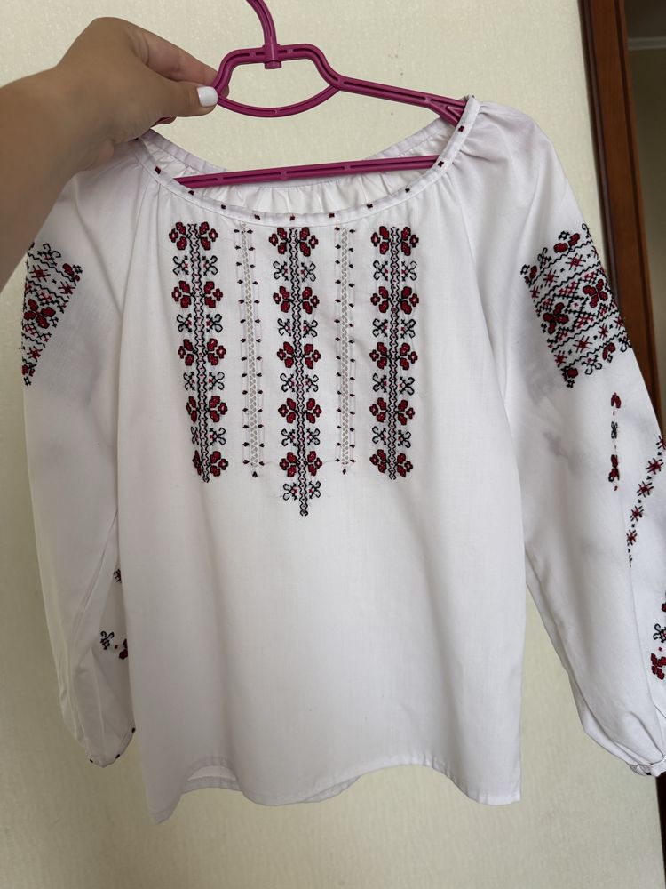 Вишиванка для дівчинки